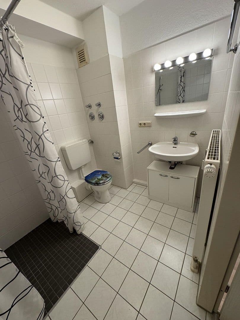 Pronájem bytu 1+1 30 m², Roonstr. 14, Bad Sachsa, Dolní Sasko Pronájem bytu 1+1 30 m², Roonstr. 14, Bad Sachsa, Dolní Sasko