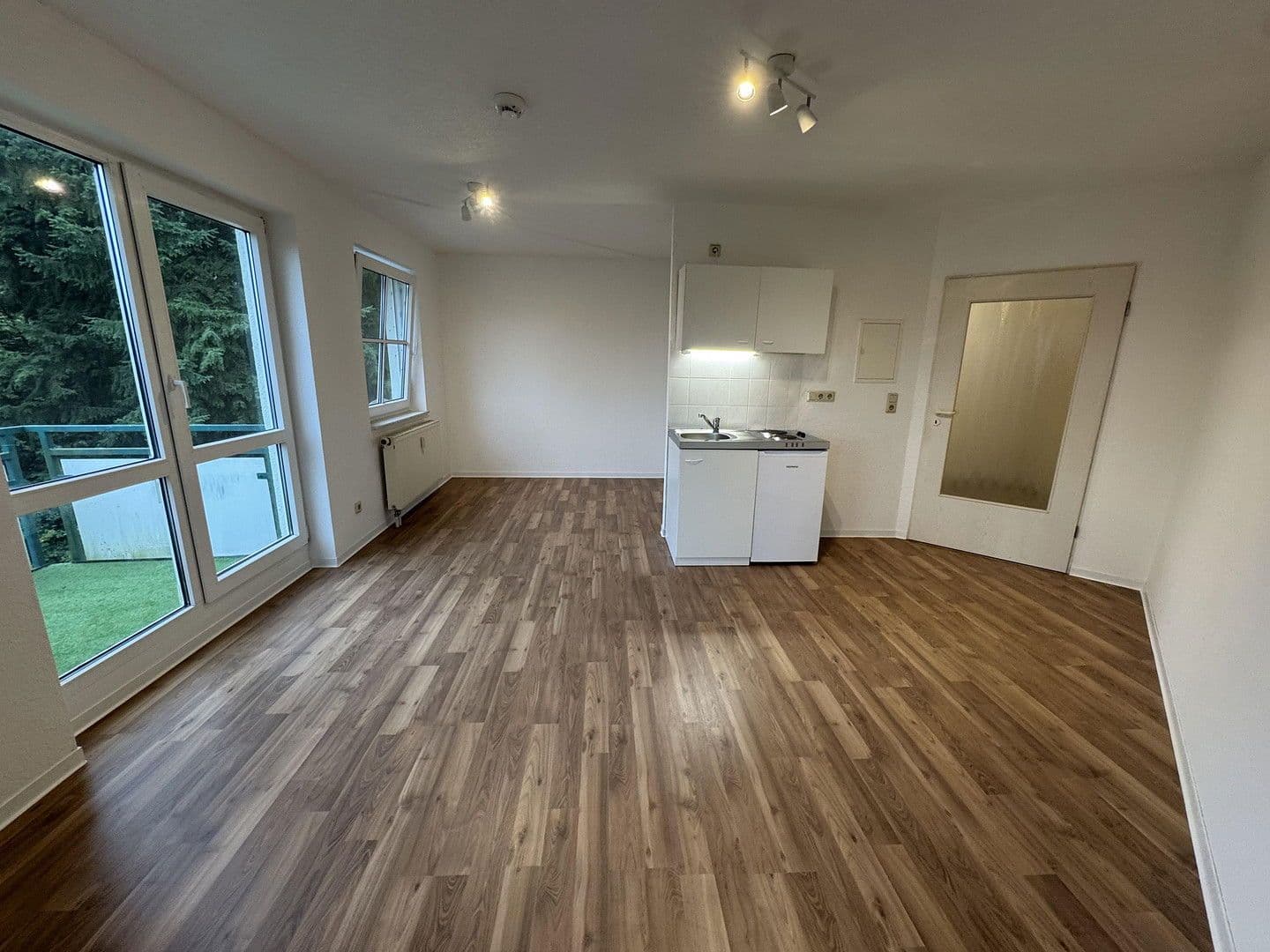 Pronájem bytu 1+1 30 m², Roonstr. 14, Bad Sachsa, Dolní Sasko Pronájem bytu 1+1 30 m², Roonstr. 14, Bad Sachsa, Dolní Sasko