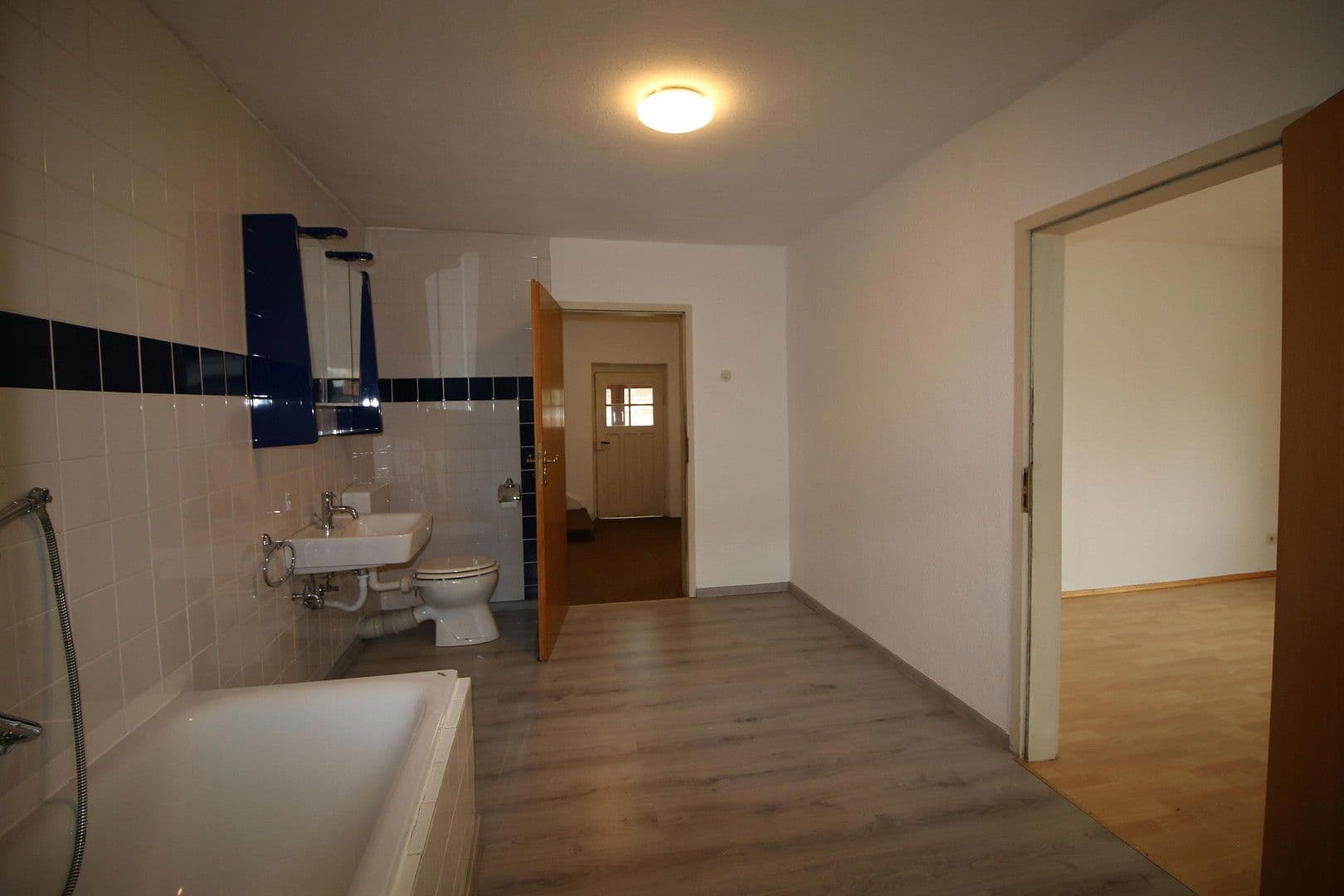 Prodej domu 121 m², pozemek 270 m², Flurstraße 7, Otterberg, Porýní-Falc Prodej domu 121 m², pozemek 270 m², Flurstraße 7, Otterberg, Porýní-Falc