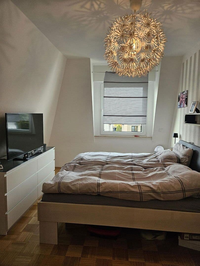 Pronájem bytu 3+1 105 m², Hugenottenallee 95-97, Neu-Isenburg, Hessen Pronájem bytu 3+1 105 m², Hugenottenallee 95-97, Neu-Isenburg, Hessen