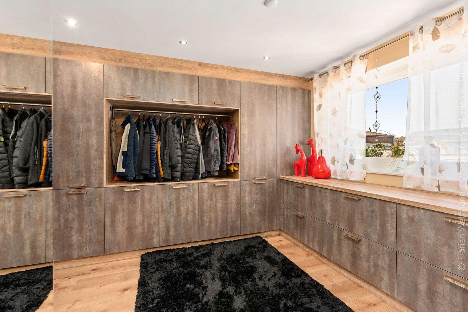 Prodej domu 254 m², pozemek 510 m², Bissendorf, Dolní Sasko Prodej domu 254 m², pozemek 510 m², Bissendorf, Dolní Sasko