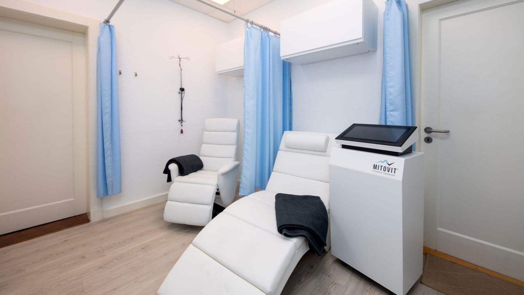 Prodej domu 250 m², pozemek 326 m², Heikendorf, Šlesvicko-Holštýnsko Prodej domu 250 m², pozemek 326 m², Heikendorf, Šlesvicko-Holštýnsko