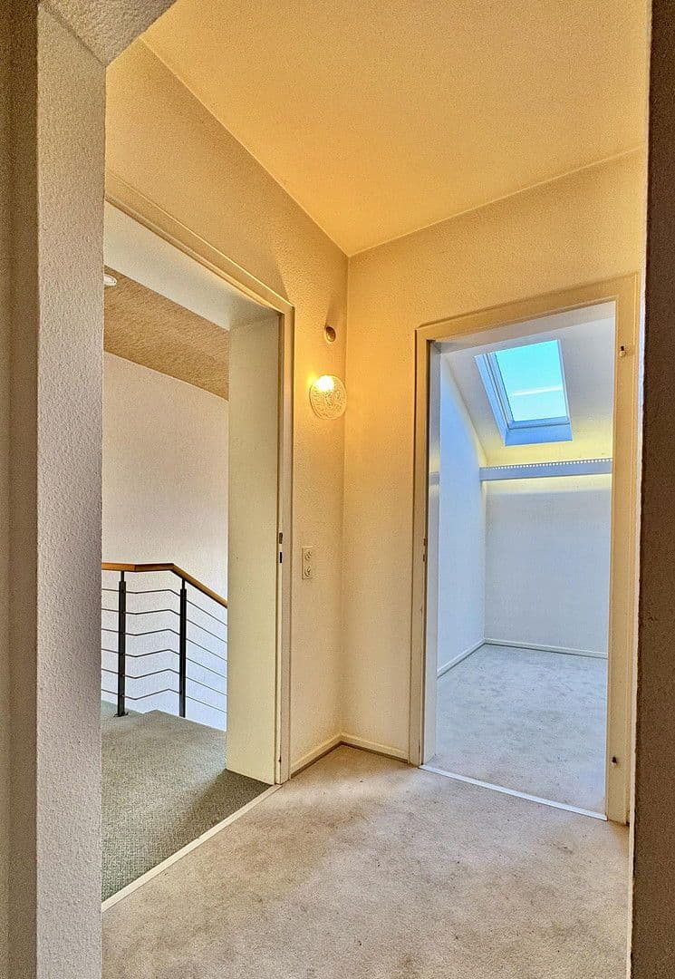 Prodej domu 243 m², pozemek 773 m², Am Neuenhof 7, Cáchy, Severní Porýní-Vestfálsko Prodej domu 243 m², pozemek 773 m², Am Neuenhof 7, Cáchy, Severní Porýní-Vestfálsko