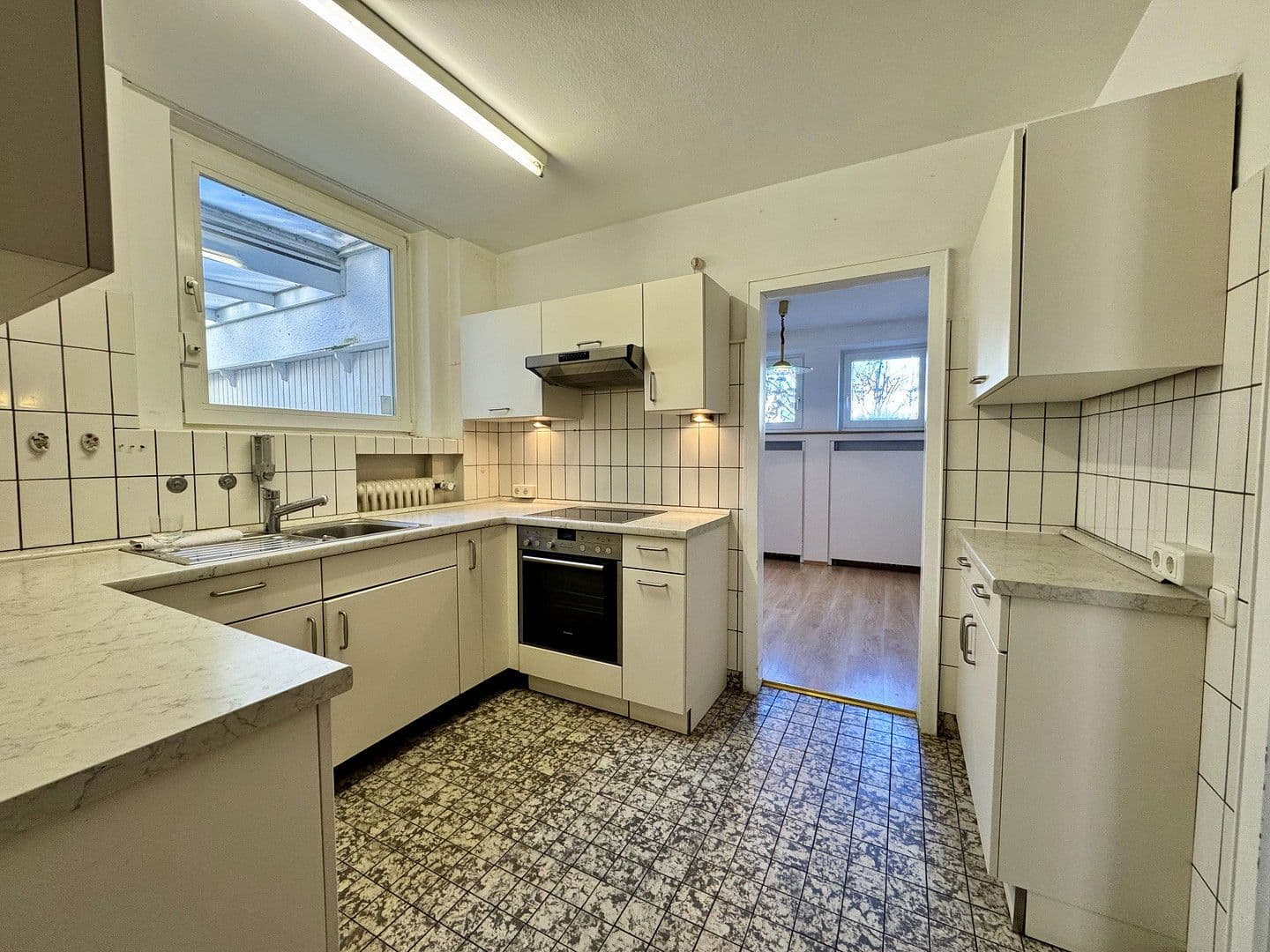 Prodej domu 243 m², pozemek 773 m², Am Neuenhof 7, Cáchy, Severní Porýní-Vestfálsko Prodej domu 243 m², pozemek 773 m², Am Neuenhof 7, Cáchy, Severní Porýní-Vestfálsko