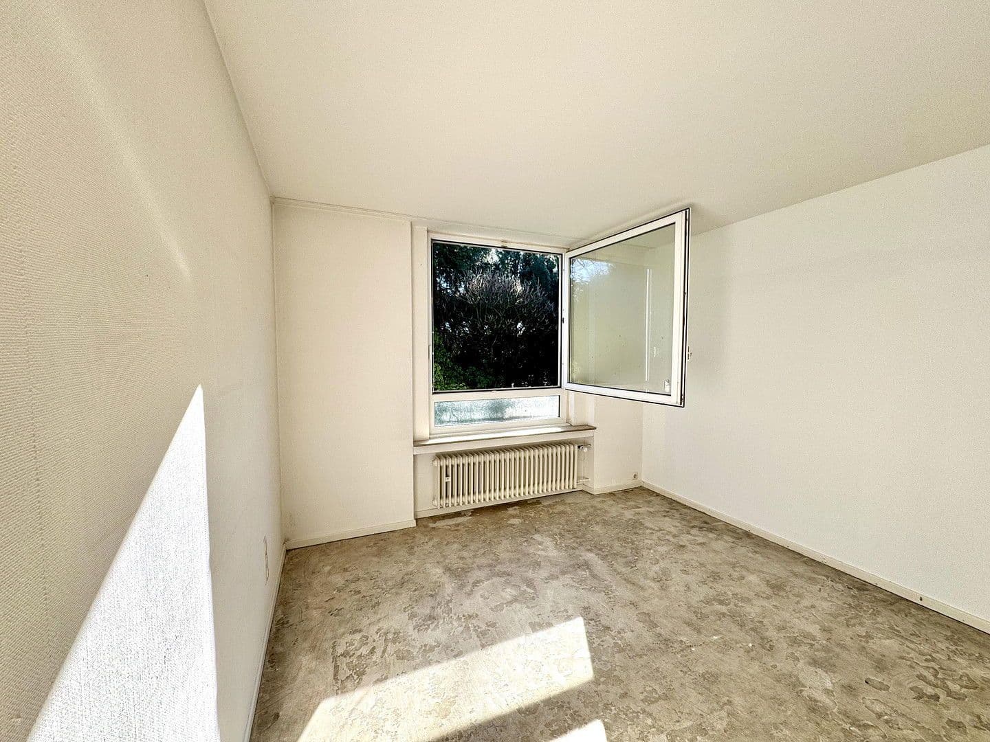 Prodej domu 243 m², pozemek 773 m², Am Neuenhof 7, Cáchy, Severní Porýní-Vestfálsko Prodej domu 243 m², pozemek 773 m², Am Neuenhof 7, Cáchy, Severní Porýní-Vestfálsko