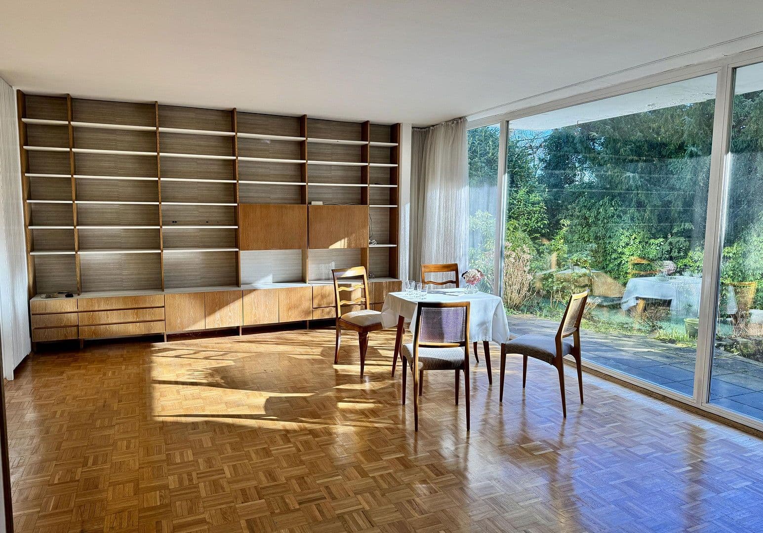 Prodej domu 243 m², pozemek 773 m², Am Neuenhof 7, Cáchy, Severní Porýní-Vestfálsko Prodej domu 243 m², pozemek 773 m², Am Neuenhof 7, Cáchy, Severní Porýní-Vestfálsko