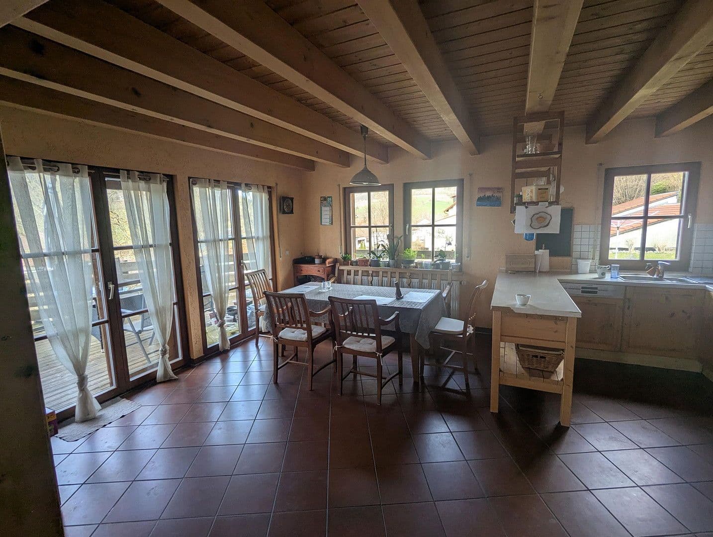 Prodej domu 225 m², pozemek 640 m², Lauterstein, Bádensko-Württembersko Prodej domu 225 m², pozemek 640 m², Lauterstein, Bádensko-Württembersko