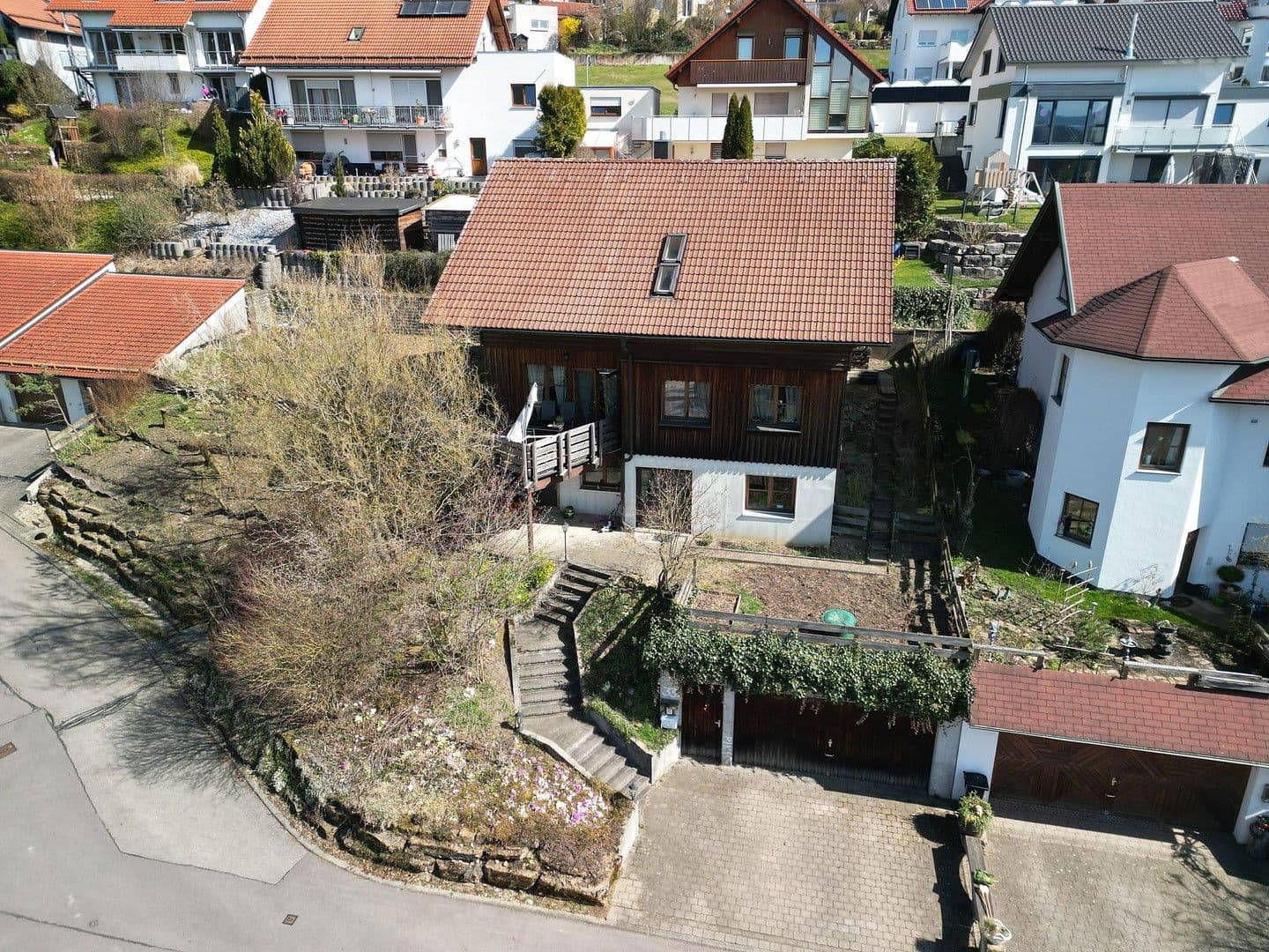 Prodej domu 225 m², pozemek 640 m², Lauterstein, Bádensko-Württembersko Prodej domu 225 m², pozemek 640 m², Lauterstein, Bádensko-Württembersko