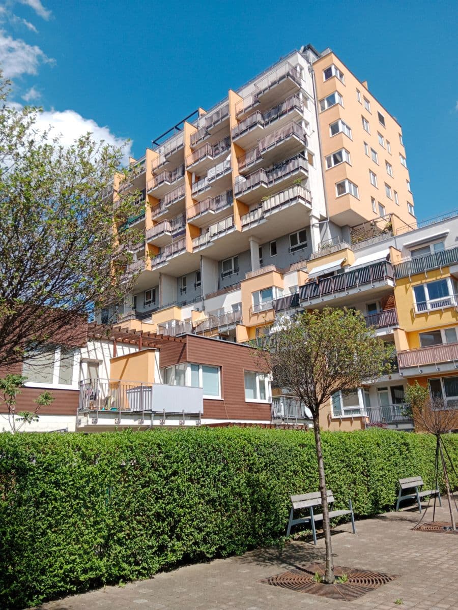 Prodej bytu 2+kk 50 m², Pod Harfou, Praha, Praha Prodej bytu 2+kk 50 m², Pod Harfou, Praha, Praha