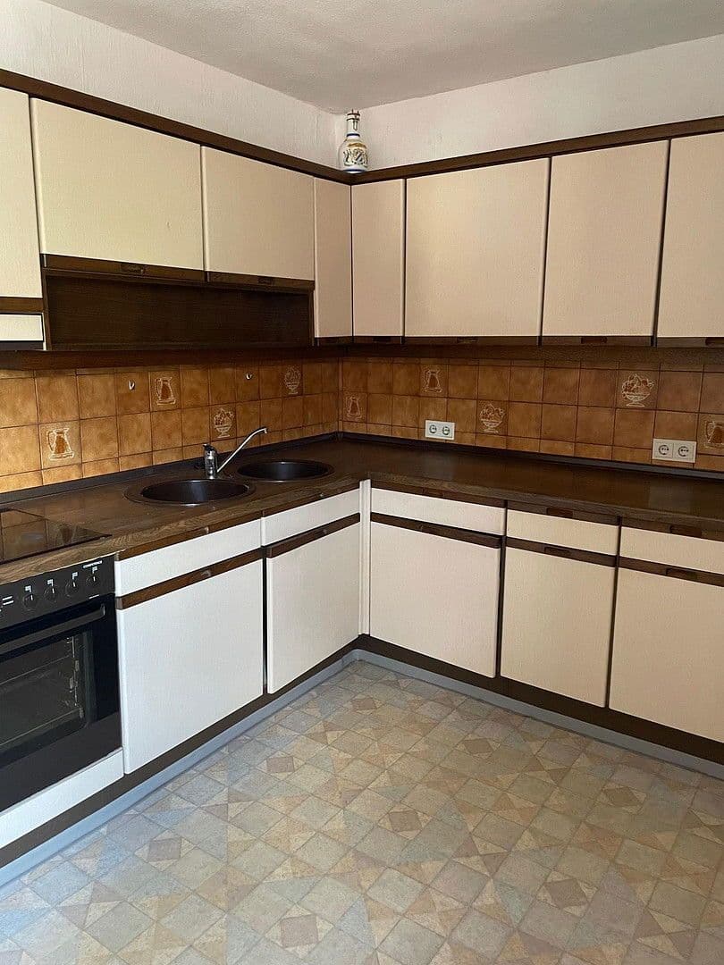 Prodej domu 160 m², pozemek 810 m², Redwitz a.d.Rodach, Bavorsko Prodej domu 160 m², pozemek 810 m², Redwitz a.d.Rodach, Bavorsko