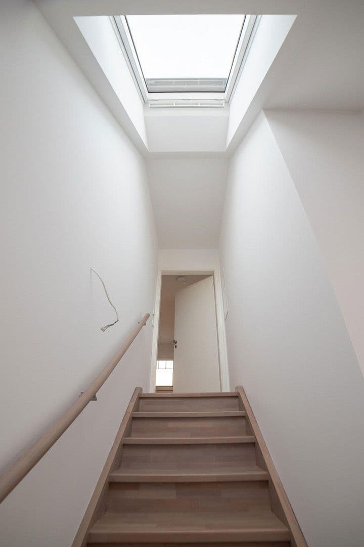 Pronájem bytu 4+kk 112 m², Brunnenweg 2A, Kamenec, Sasko Pronájem bytu 4+kk 112 m², Brunnenweg 2A, Kamenec, Sasko