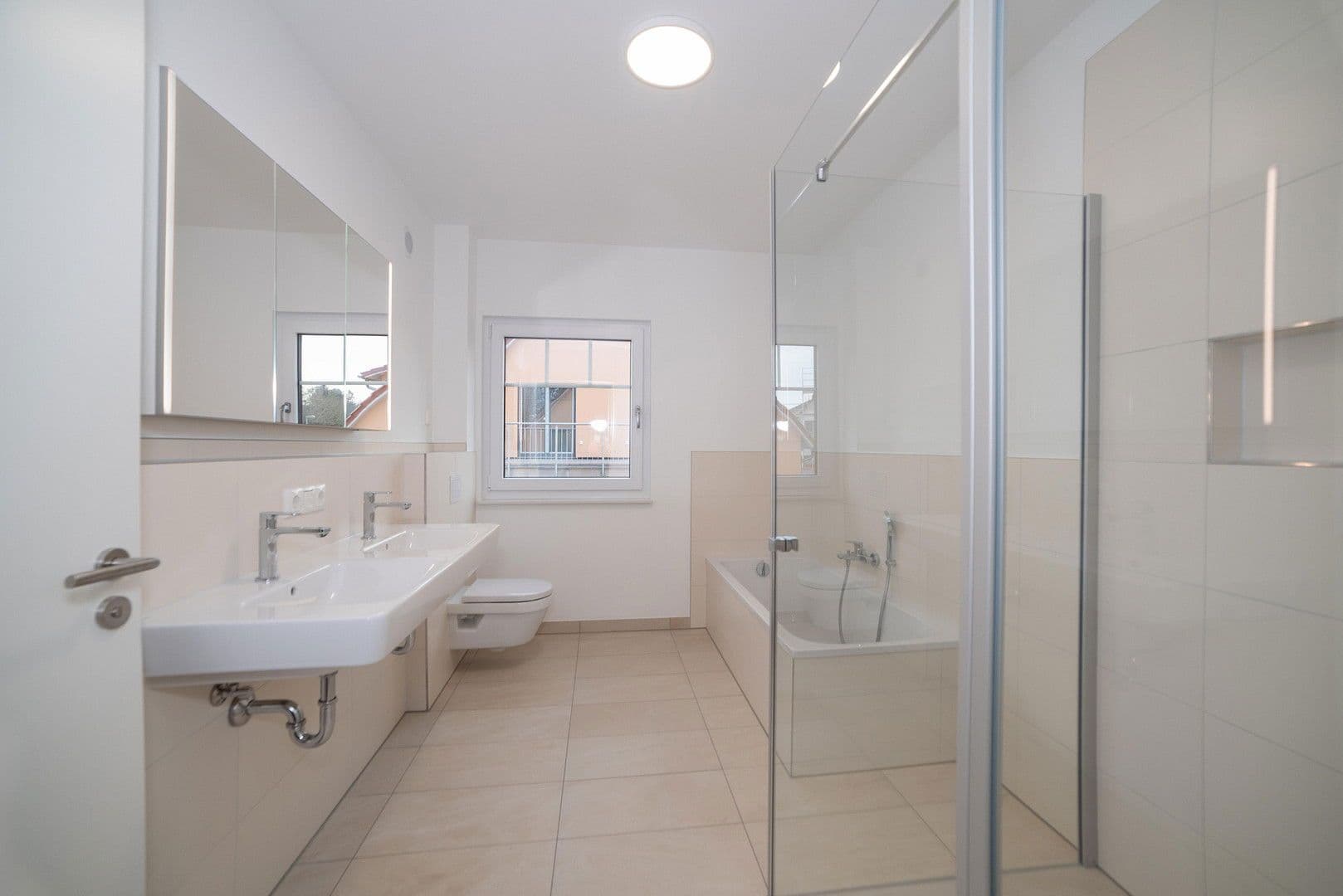 Pronájem bytu 4+kk 112 m², Brunnenweg 2A, Kamenec, Sasko Pronájem bytu 4+kk 112 m², Brunnenweg 2A, Kamenec, Sasko