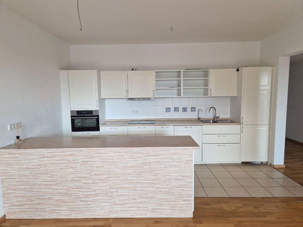 Prodej bytu 2+1 78 m², Berlin, Berlín Prodej bytu 2+1 78 m², Berlin, Berlín