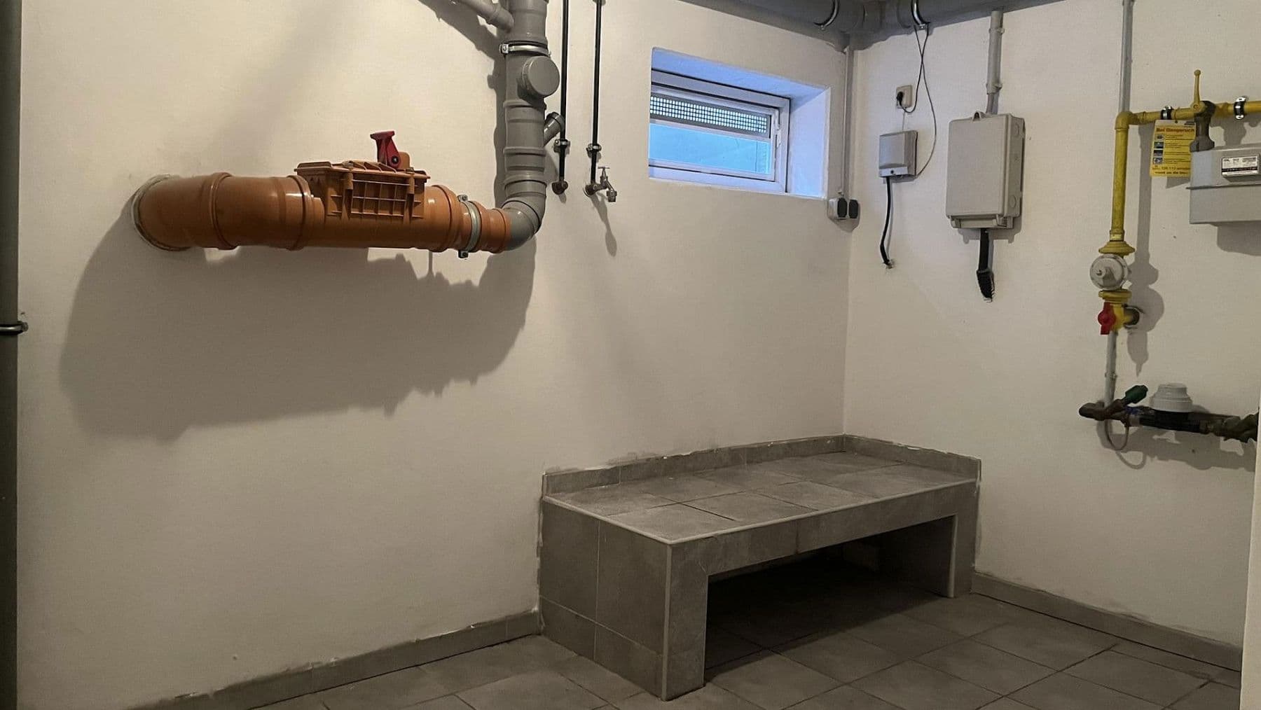 Prodej domu 130 m², pozemek 439 m², Merzenich, Severní Porýní-Vestfálsko Prodej domu 130 m², pozemek 439 m², Merzenich, Severní Porýní-Vestfálsko