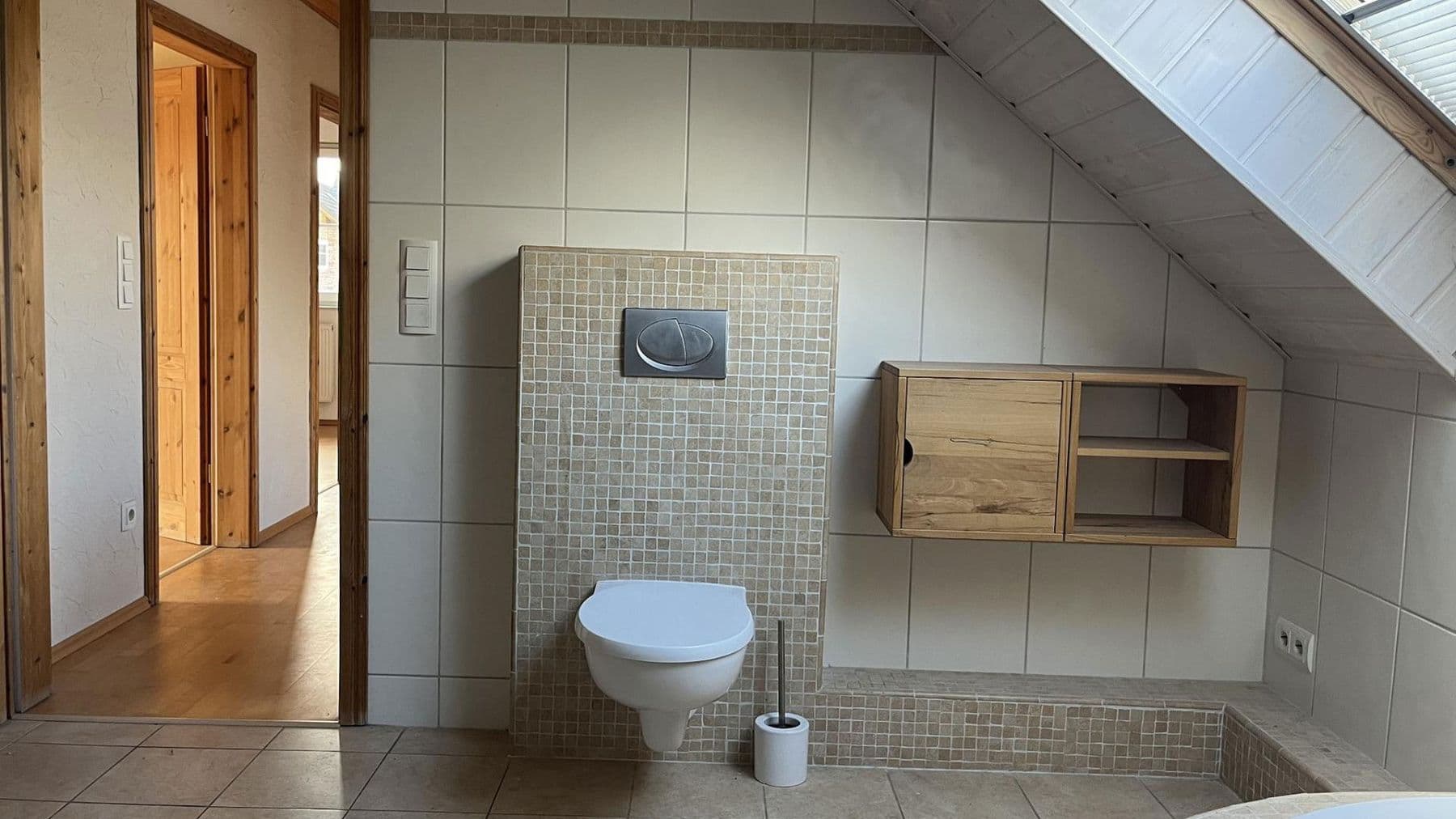 Prodej domu 130 m², pozemek 439 m², Merzenich, Severní Porýní-Vestfálsko Prodej domu 130 m², pozemek 439 m², Merzenich, Severní Porýní-Vestfálsko