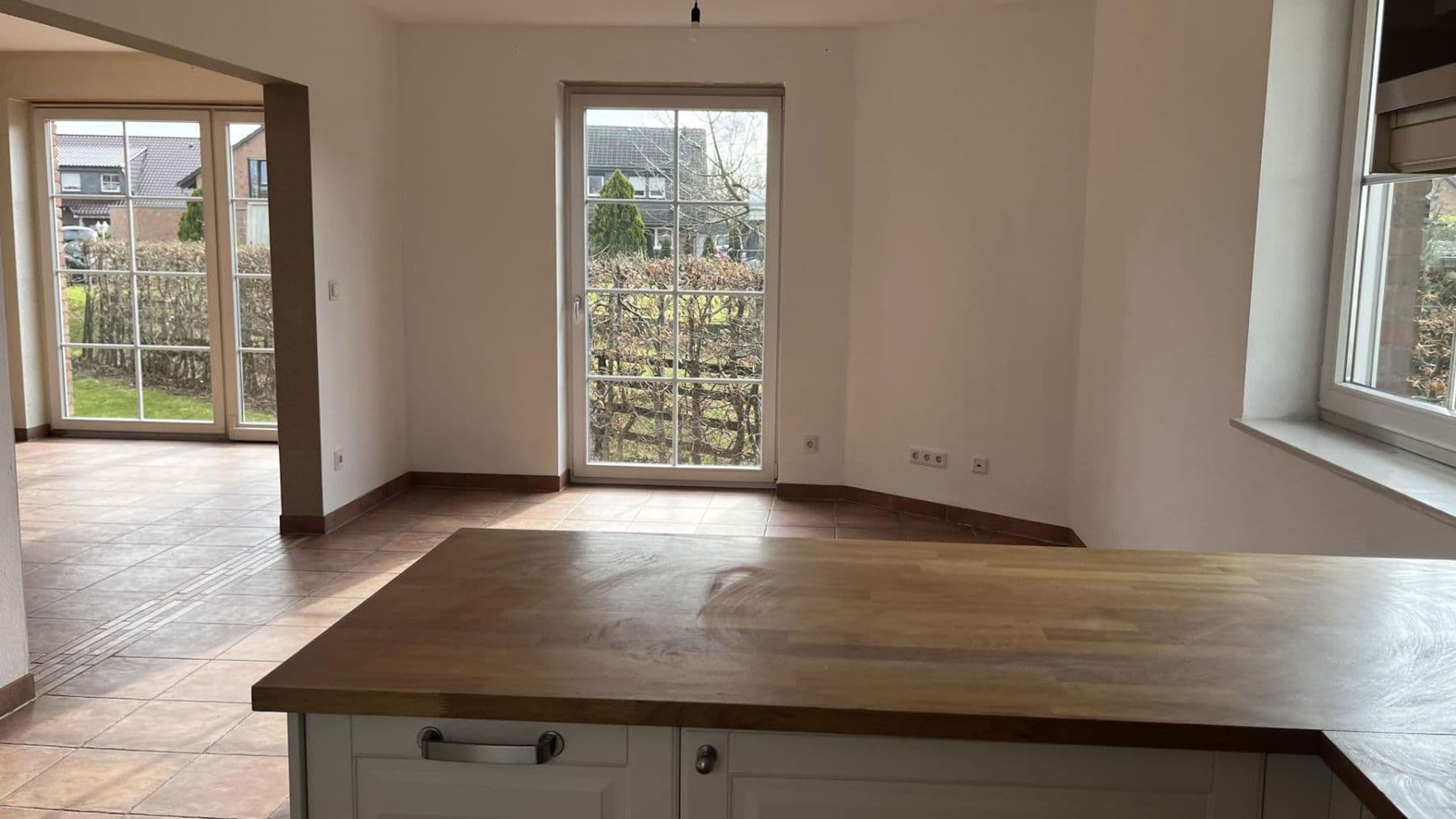 Prodej domu 130 m², pozemek 439 m², Merzenich, Severní Porýní-Vestfálsko Prodej domu 130 m², pozemek 439 m², Merzenich, Severní Porýní-Vestfálsko