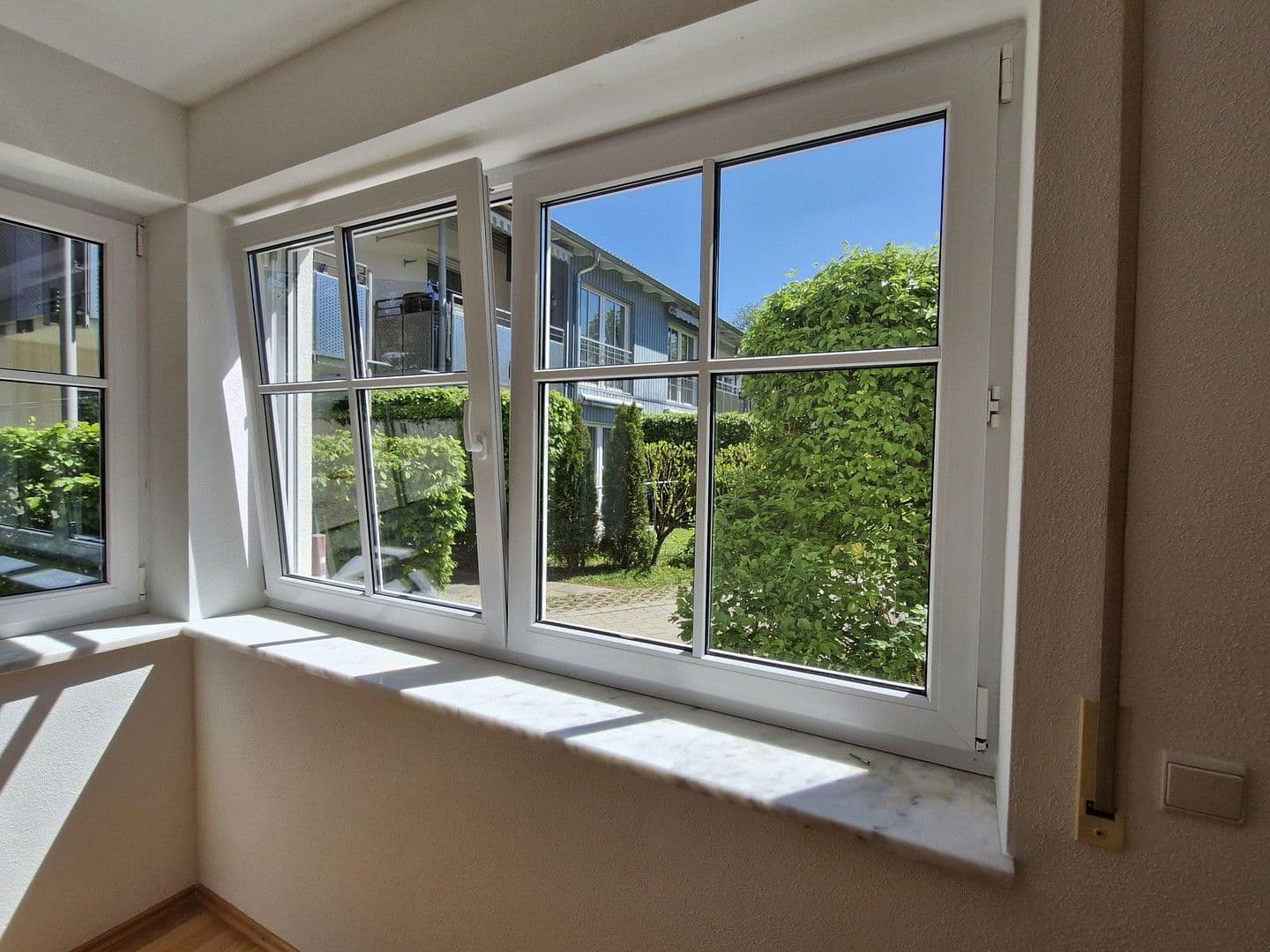 Prodej bytu 3+1 91 m², Angerweg 12, Gauting, Bavorsko Prodej bytu 3+1 91 m², Angerweg 12, Gauting, Bavorsko