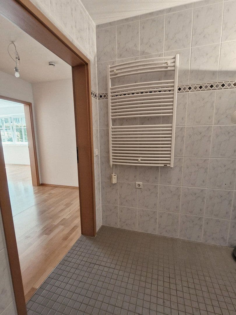 Prodej bytu 3+1 91 m², Angerweg 12, Gauting, Bavorsko Prodej bytu 3+1 91 m², Angerweg 12, Gauting, Bavorsko