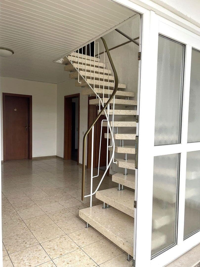 Prodej domu 177 m², pozemek 1.044 m², Diez, Porýní-Falc Prodej domu 177 m², pozemek 1.044 m², Diez, Porýní-Falc