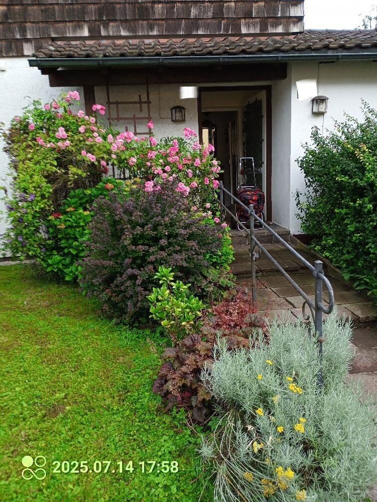 Prodej domu 148 m², pozemek 1.396 m², Bayerisch Gmain, Bavorsko Prodej domu 148 m², pozemek 1.396 m², Bayerisch Gmain, Bavorsko