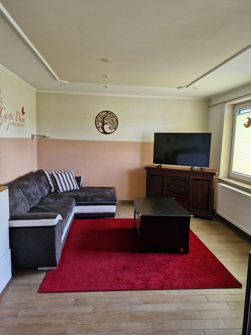 Prodej domu 155 m², pozemek 1.450 m², Bussiner Weg 7b, Velgast, Mecklenburg-Vorpommern Prodej domu 155 m², pozemek 1.450 m², Bussiner Weg 7b, Velgast, Mecklenburg-Vorpommern