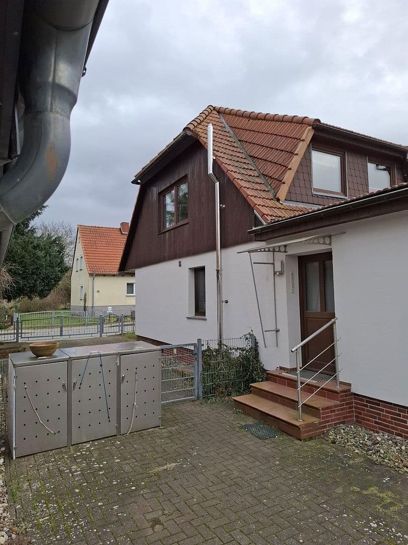 Prodej domu 155 m², pozemek 1.450 m², Bussiner Weg 7b, Velgast, Mecklenburg-Vorpommern Prodej domu 155 m², pozemek 1.450 m², Bussiner Weg 7b, Velgast, Mecklenburg-Vorpommern