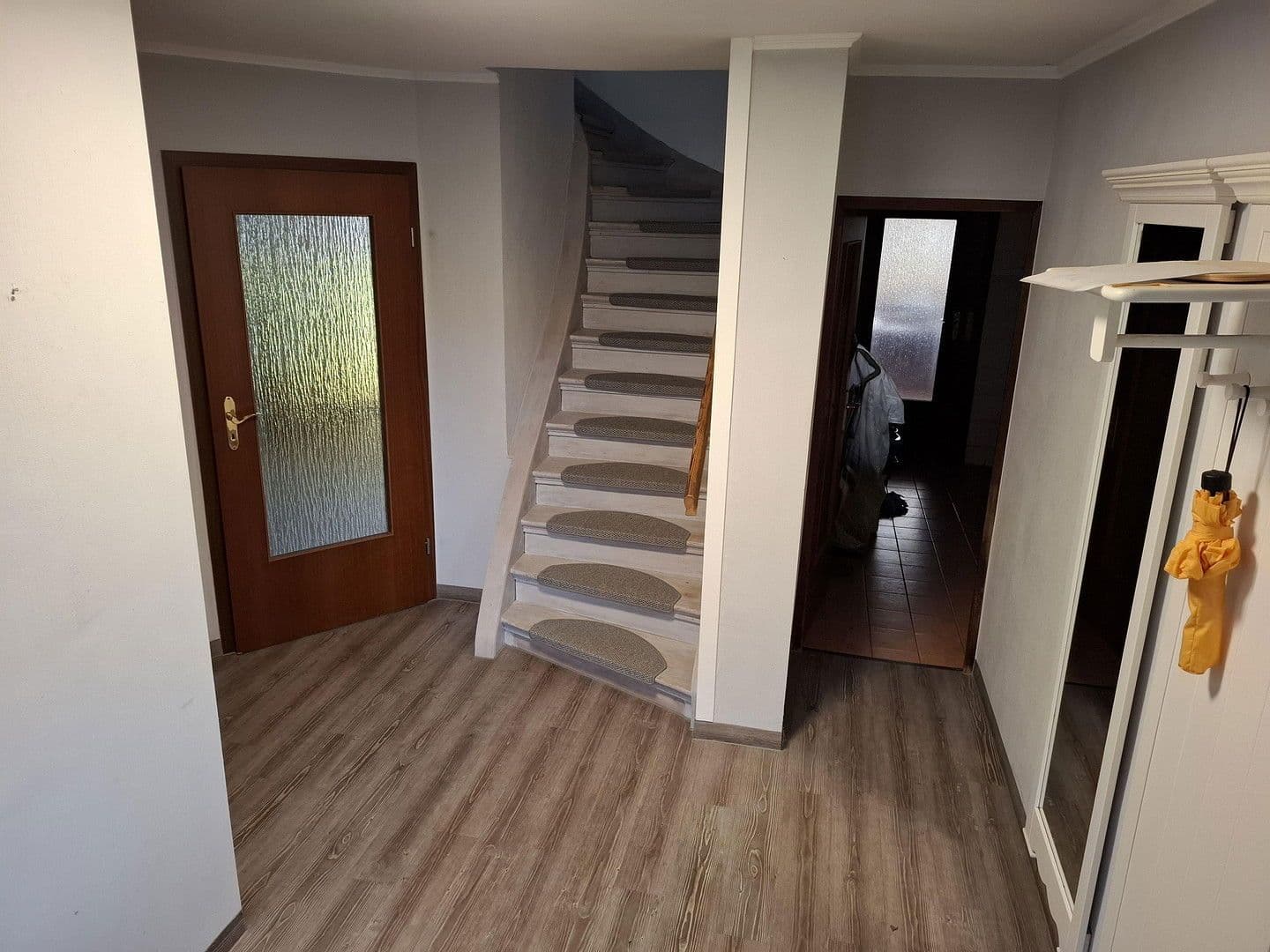 Prodej domu 155 m², pozemek 1.450 m², Bussiner Weg 7b, Velgast, Mecklenburg-Vorpommern Prodej domu 155 m², pozemek 1.450 m², Bussiner Weg 7b, Velgast, Mecklenburg-Vorpommern