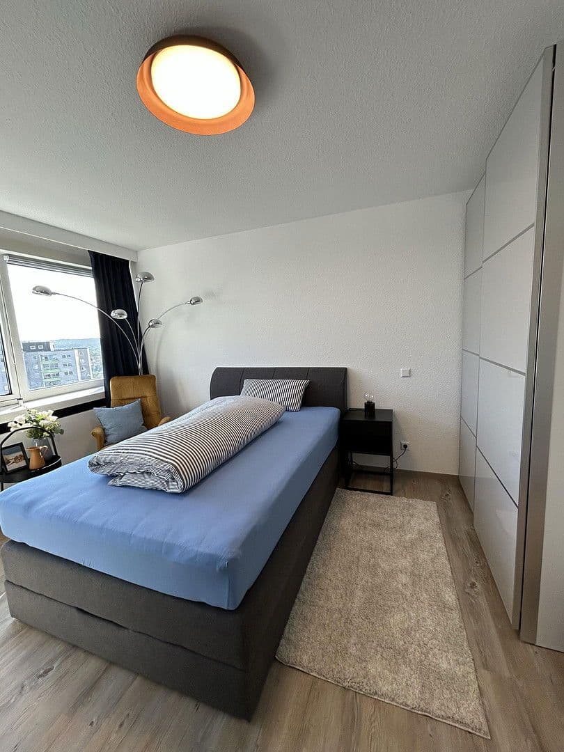 Pronájem bytu 1+1 23 m², Plieninger Straße 100, Stuttgart Möhringen, Bádensko-Württembersko Pronájem bytu 1+1 23 m², Plieninger Straße 100, Stuttgart Möhringen, Bádensko-Württembersko