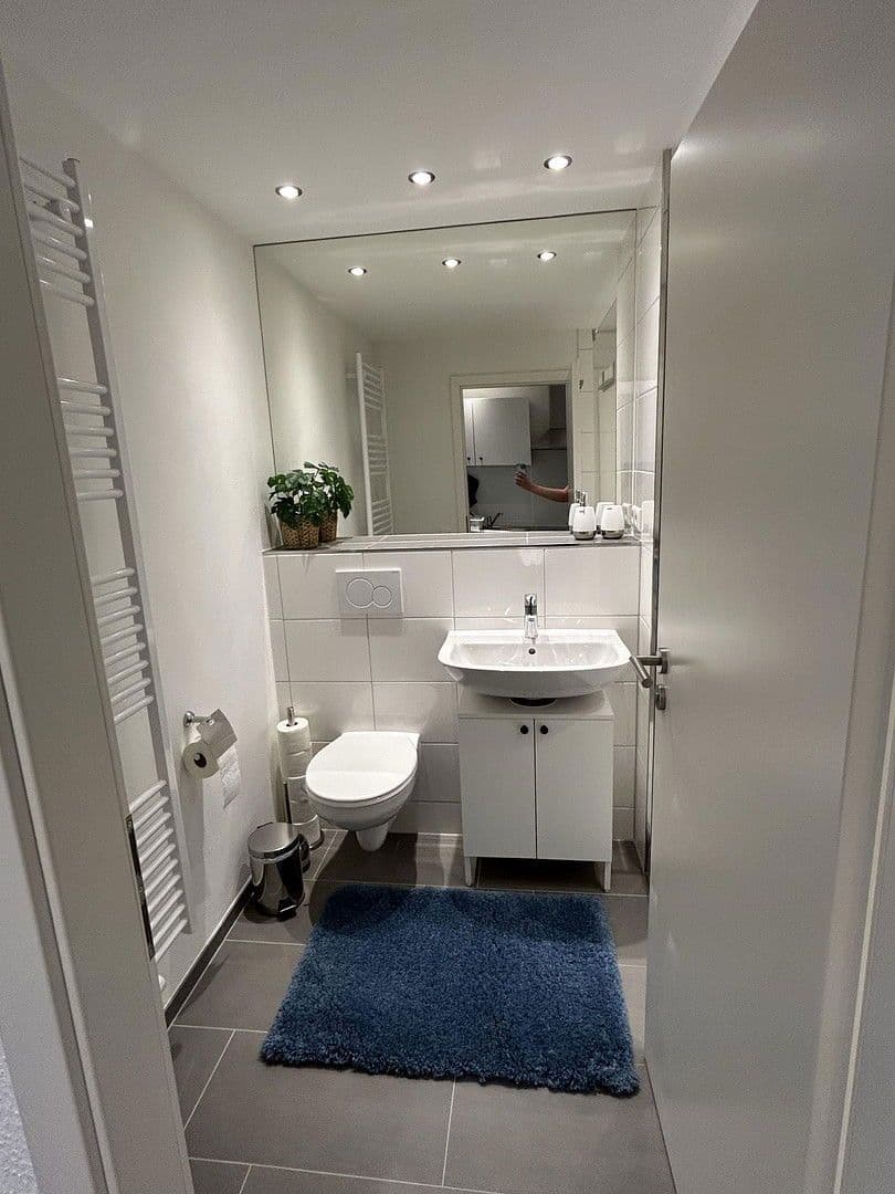 Pronájem bytu 1+1 23 m², Plieninger Straße 100, Stuttgart Möhringen, Bádensko-Württembersko Pronájem bytu 1+1 23 m², Plieninger Straße 100, Stuttgart Möhringen, Bádensko-Württembersko