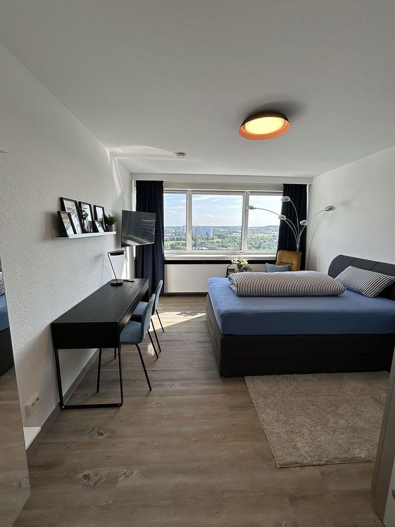 Pronájem bytu 1+1 23 m², Plieninger Straße 100, Stuttgart Möhringen, Bádensko-Württembersko Pronájem bytu 1+1 23 m², Plieninger Straße 100, Stuttgart Möhringen, Bádensko-Württembersko