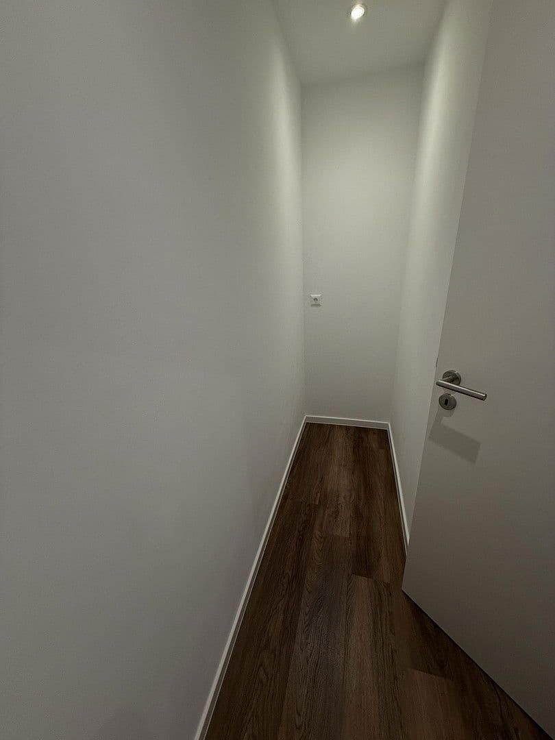 Pronájem bytu 3+kk 82 m², Tiergartenweg 2/1, Ebersbach an der Fils, Bádensko-Württembersko Pronájem bytu 3+kk 82 m², Tiergartenweg 2/1, Ebersbach an der Fils, Bádensko-Württembersko