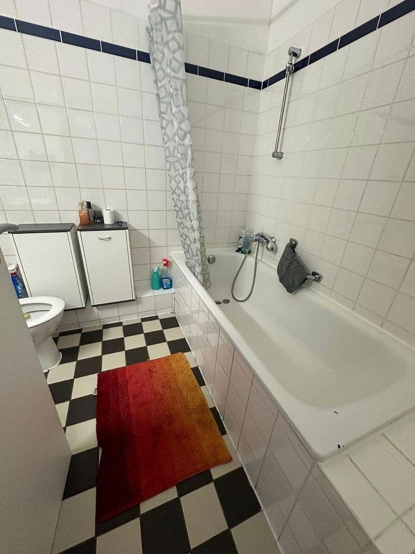 Prodej bytu 4+1 90 m², Martin Lutherstr 12, Plauen, Sasko Prodej bytu 4+1 90 m², Martin Lutherstr 12, Plauen, Sasko