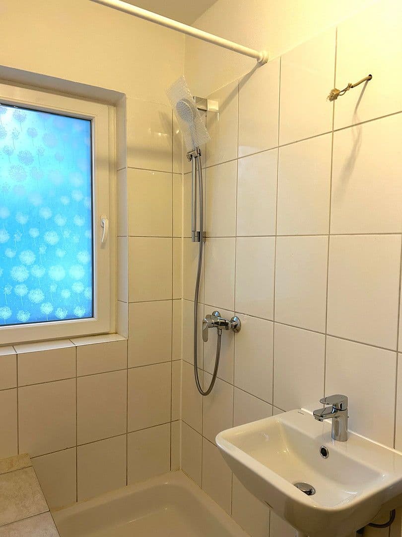 Pronájem bytu 1+1 40 m², Saarlandstraße 44, Pinneberg, Šlesvicko-Holštýnsko Pronájem bytu 1+1 40 m², Saarlandstraße 44, Pinneberg, Šlesvicko-Holštýnsko