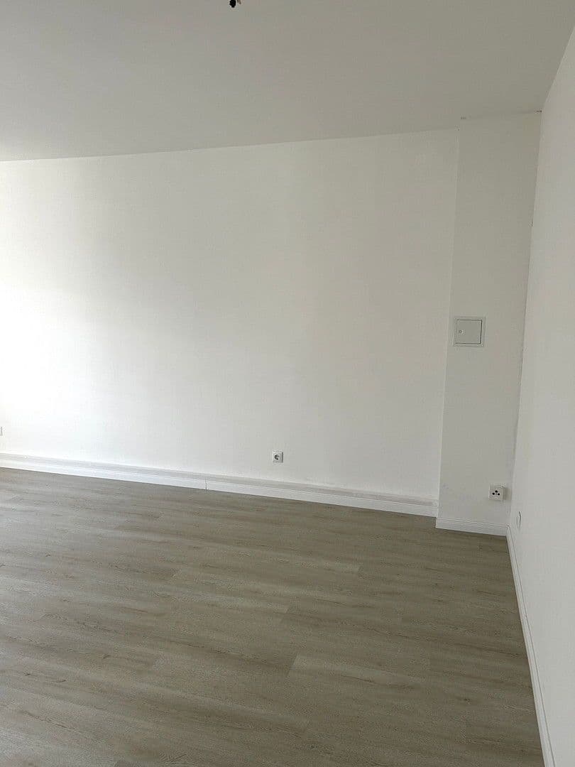 Pronájem bytu 1+1 40 m², Saarlandstraße 44, Pinneberg, Šlesvicko-Holštýnsko Pronájem bytu 1+1 40 m², Saarlandstraße 44, Pinneberg, Šlesvicko-Holštýnsko