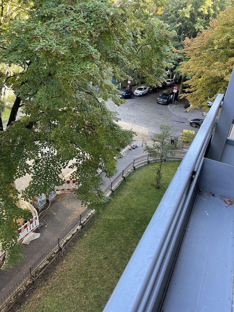 Pronájem bytu 2+1 54 m², Rauenthaler Straße 11A, Wiesbaden, Hessen Pronájem bytu 2+1 54 m², Rauenthaler Straße 11A, Wiesbaden, Hessen