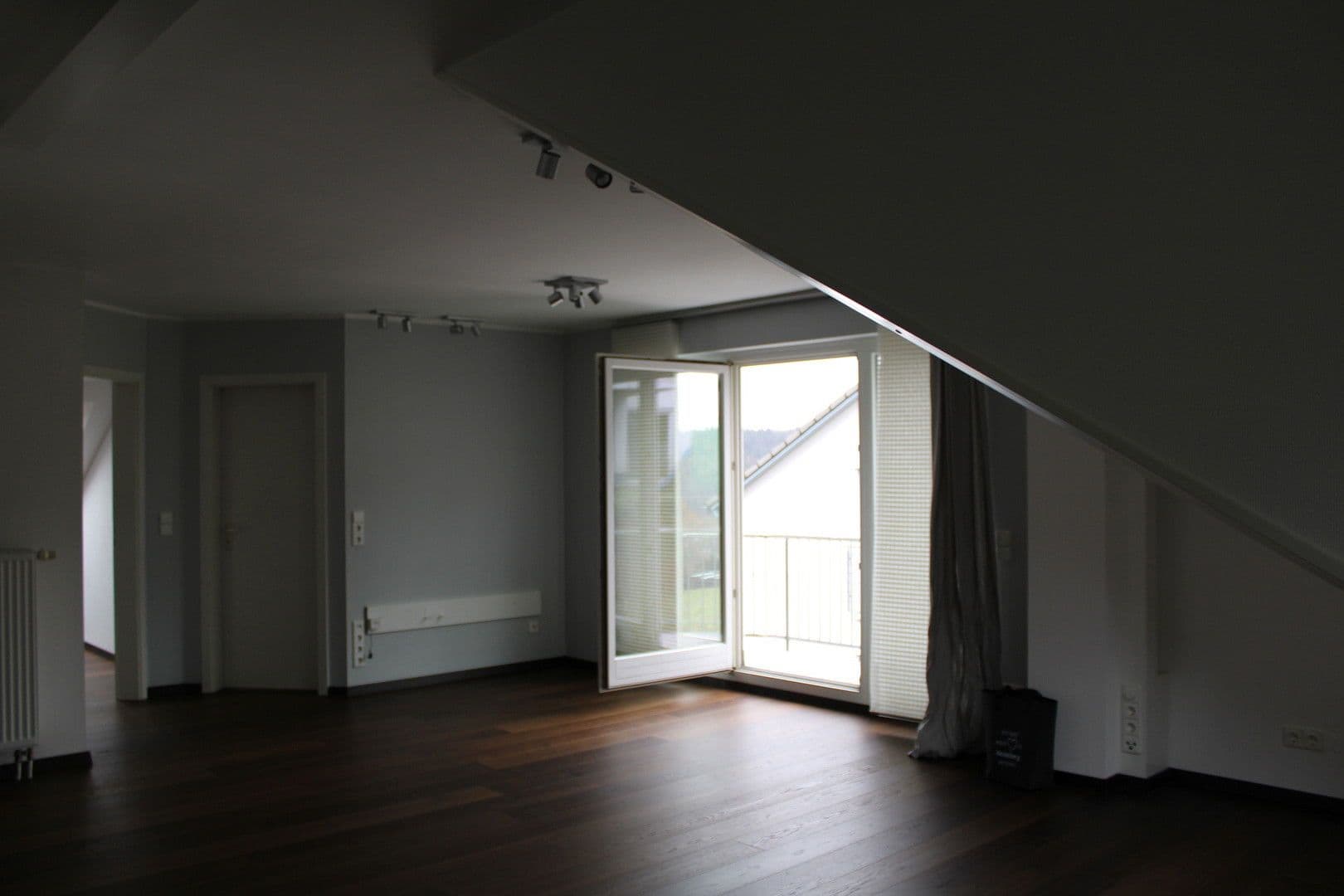 Pronájem bytu 2+1 62 m², Eulenweg 4, Wilhelmsfeld, Bádensko-Württembersko Pronájem bytu 2+1 62 m², Eulenweg 4, Wilhelmsfeld, Bádensko-Württembersko