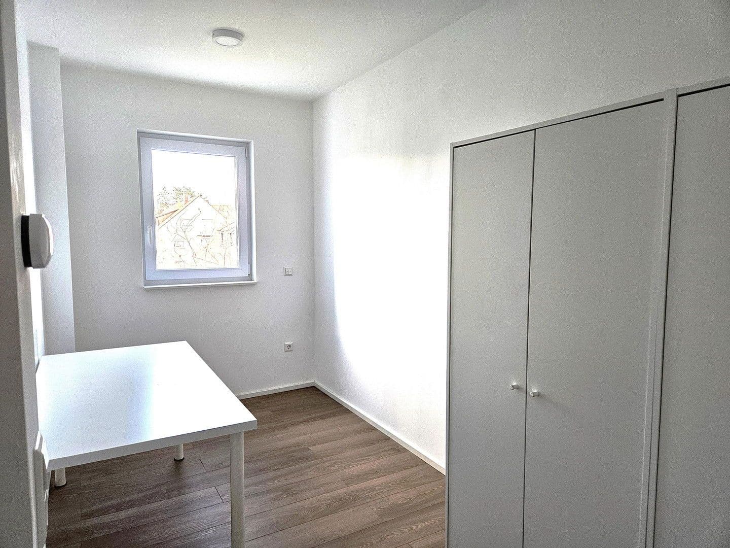 Pronájem bytu 3+kk 123 m², Stuttgart, Bádensko-Württembersko Pronájem bytu 3+kk 123 m², Stuttgart, Bádensko-Württembersko