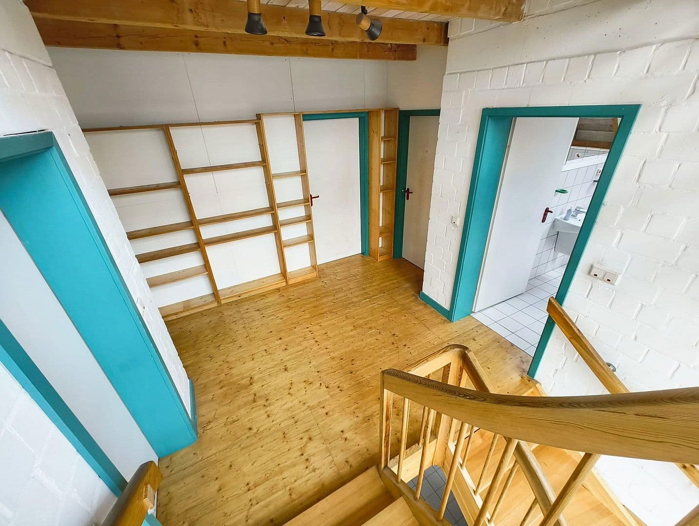 Prodej domu 223 m², pozemek 507 m², Berlin, Berlín Prodej domu 223 m², pozemek 507 m², Berlin, Berlín