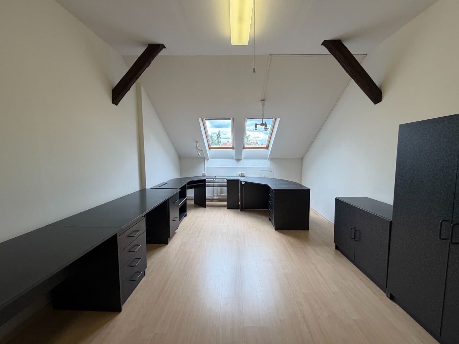 Pronájem nebytového prostoru 133 m², Dubečská, Praha, Praha Pronájem nebytového prostoru 133 m², Dubečská, Praha, Praha