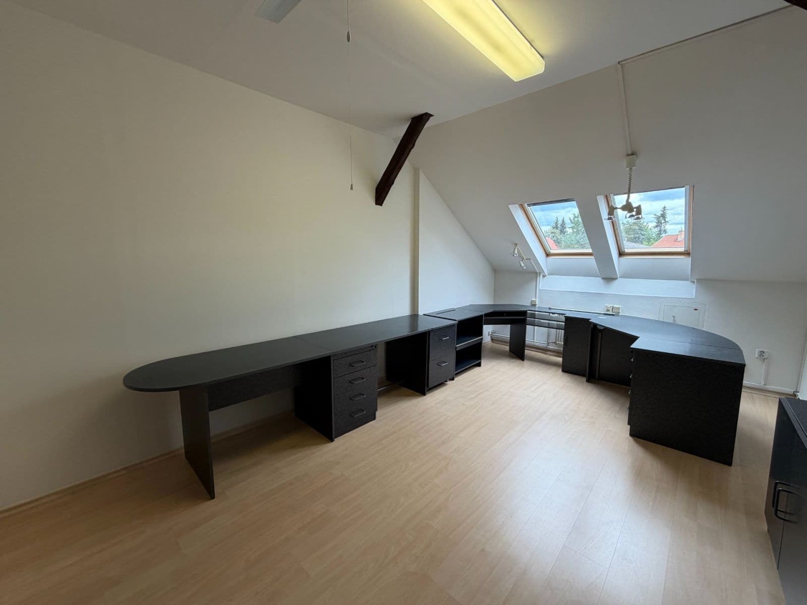 Pronájem nebytového prostoru 133 m², Dubečská, Praha, Praha Pronájem nebytového prostoru 133 m², Dubečská, Praha, Praha