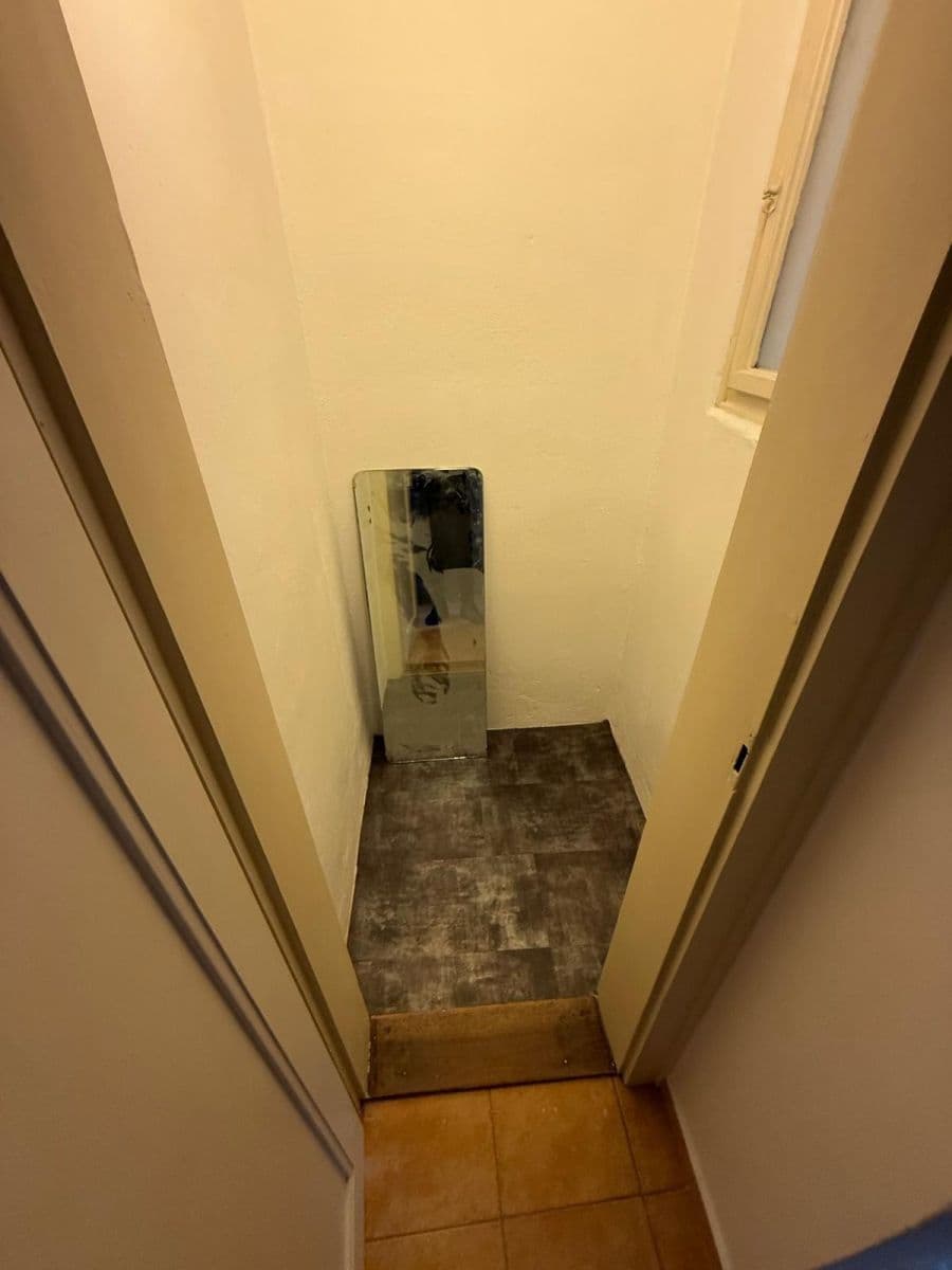 Pronájem bytu 2+1 73 m², Polní, Praha, Praha Pronájem bytu 2+1 73 m², Polní, Praha, Praha