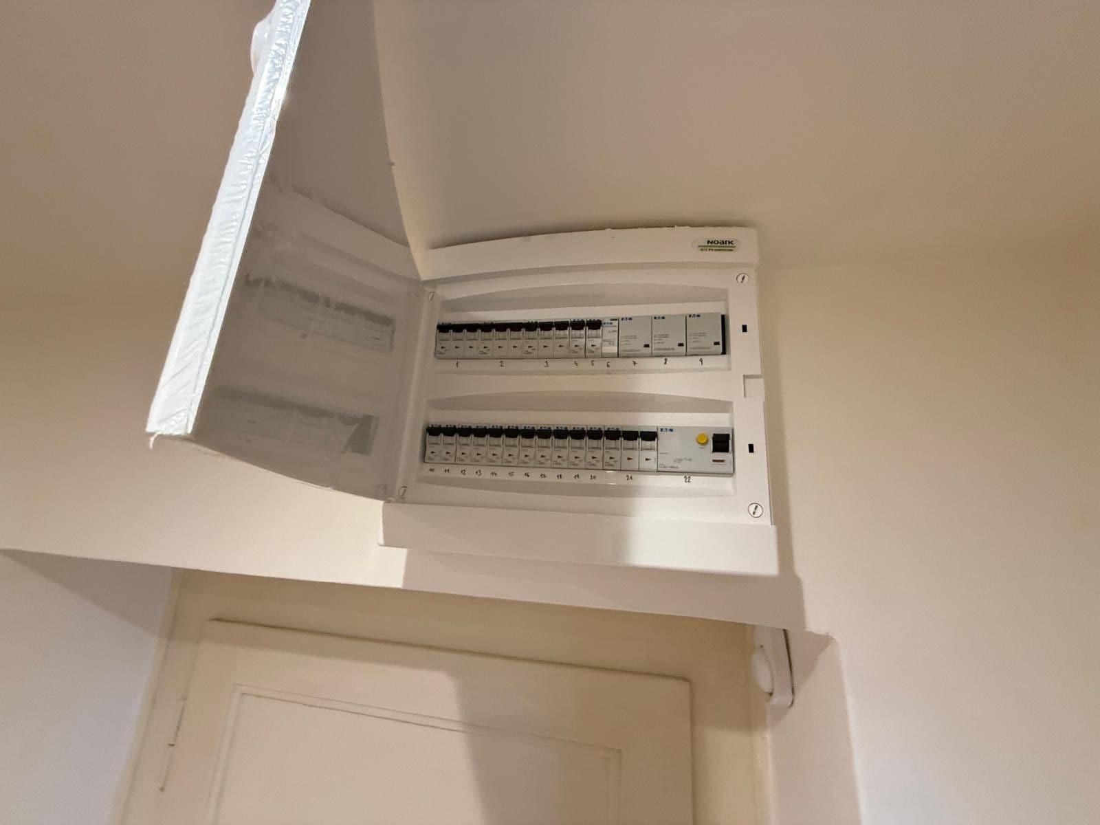 Pronájem bytu 2+1 73 m², Polní, Praha, Praha Pronájem bytu 2+1 73 m², Polní, Praha, Praha