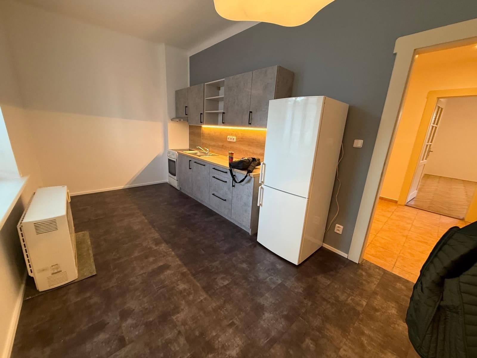 Pronájem bytu 2+1 73 m², Polní, Praha, Praha Pronájem bytu 2+1 73 m², Polní, Praha, Praha