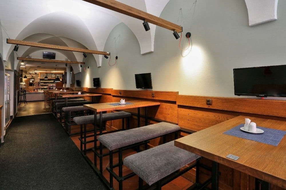 Pronájem nebytového prostoru 320 m², Riegrova, Olomouc, Olomoucký kraj Pronájem nebytového prostoru 320 m², Riegrova, Olomouc, Olomoucký kraj