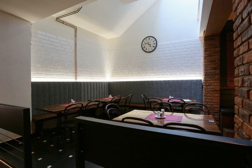 Pronájem nebytového prostoru 320 m², Riegrova, Olomouc, Olomoucký kraj Pronájem nebytového prostoru 320 m², Riegrova, Olomouc, Olomoucký kraj