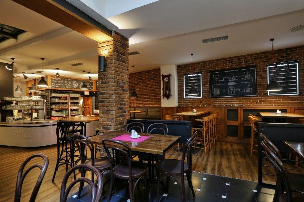 Pronájem nebytového prostoru 320 m², Riegrova, Olomouc, Olomoucký kraj Pronájem nebytového prostoru 320 m², Riegrova, Olomouc, Olomoucký kraj