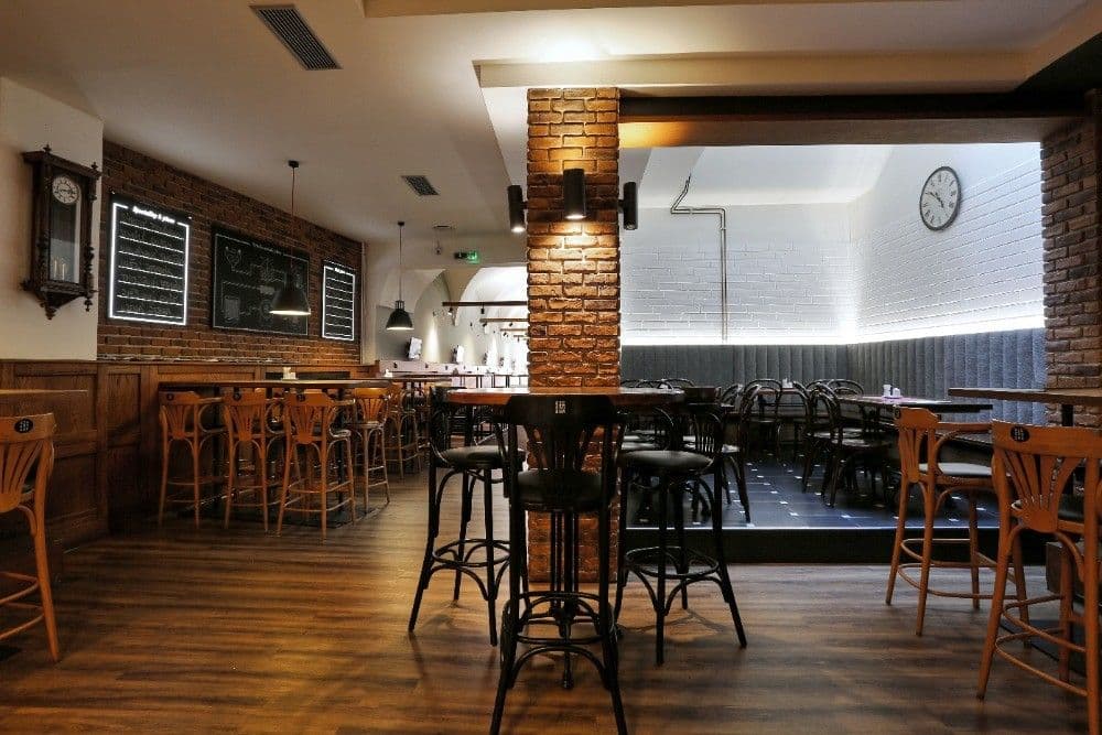 Pronájem nebytového prostoru 320 m², Riegrova, Olomouc, Olomoucký kraj Pronájem nebytového prostoru 320 m², Riegrova, Olomouc, Olomoucký kraj