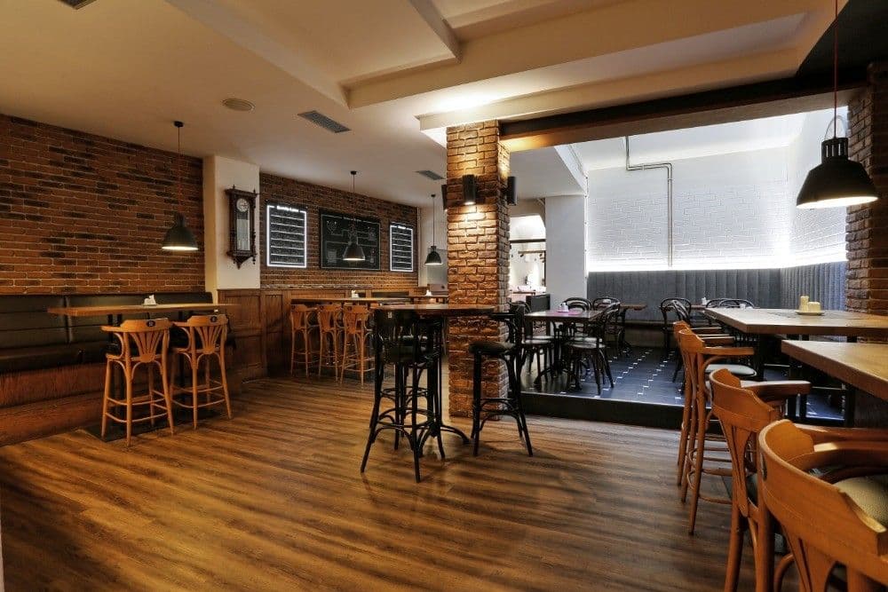 Pronájem nebytového prostoru 320 m², Riegrova, Olomouc, Olomoucký kraj Pronájem nebytového prostoru 320 m², Riegrova, Olomouc, Olomoucký kraj