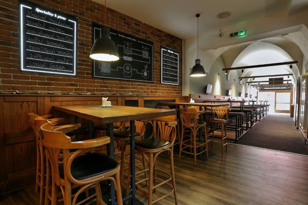 Pronájem nebytového prostoru 320 m², Riegrova, Olomouc, Olomoucký kraj Pronájem nebytového prostoru 320 m², Riegrova, Olomouc, Olomoucký kraj