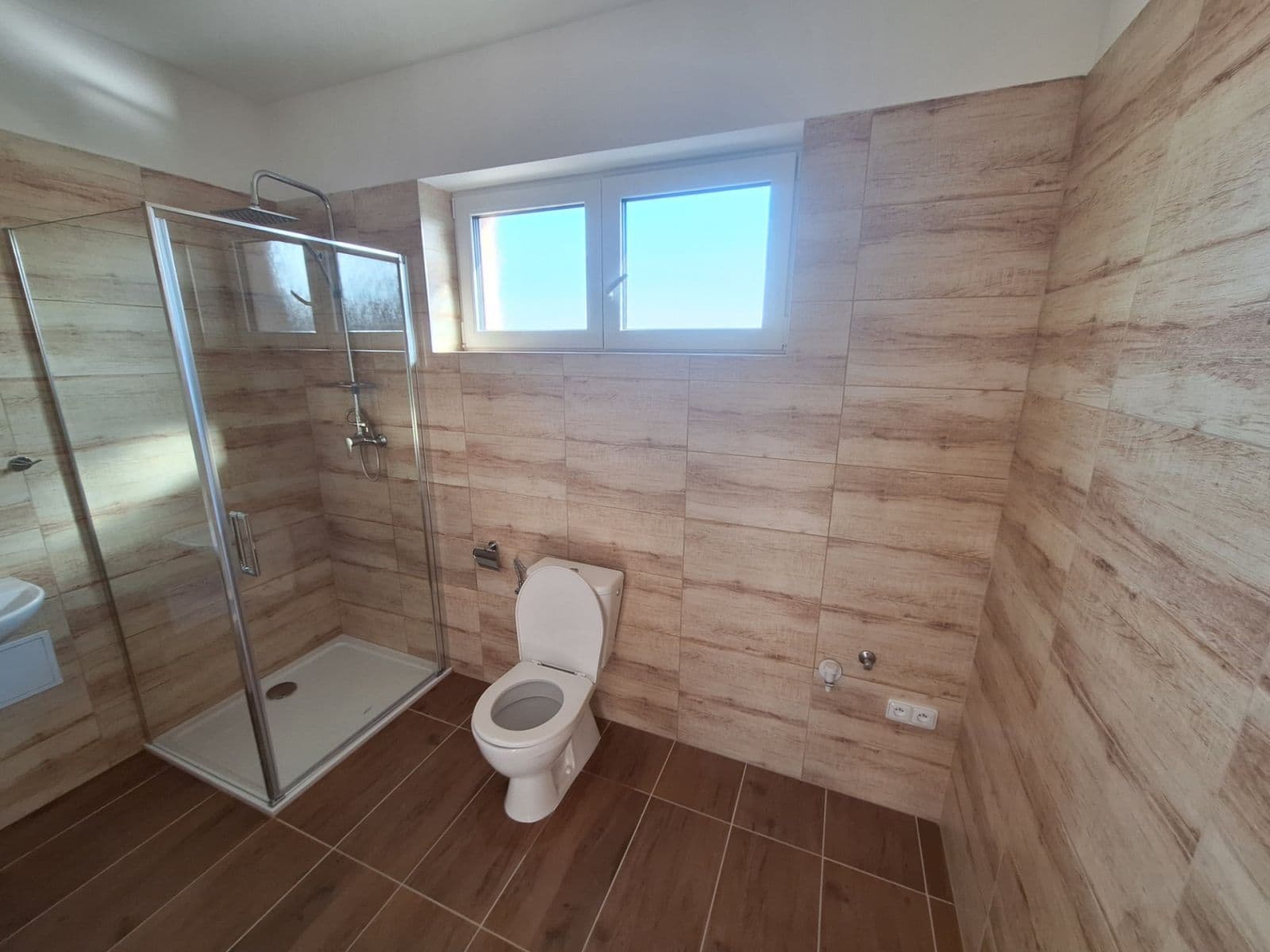 Pronájem bytu 2+kk 50 m², Za Humny, Chyňava, Středočeský kraj Pronájem bytu 2+kk 50 m², Za Humny, Chyňava, Středočeský kraj